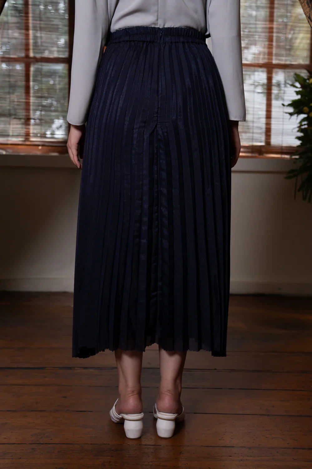 Elle Pleated Skirt (Minor) Estate Blue - Image 3