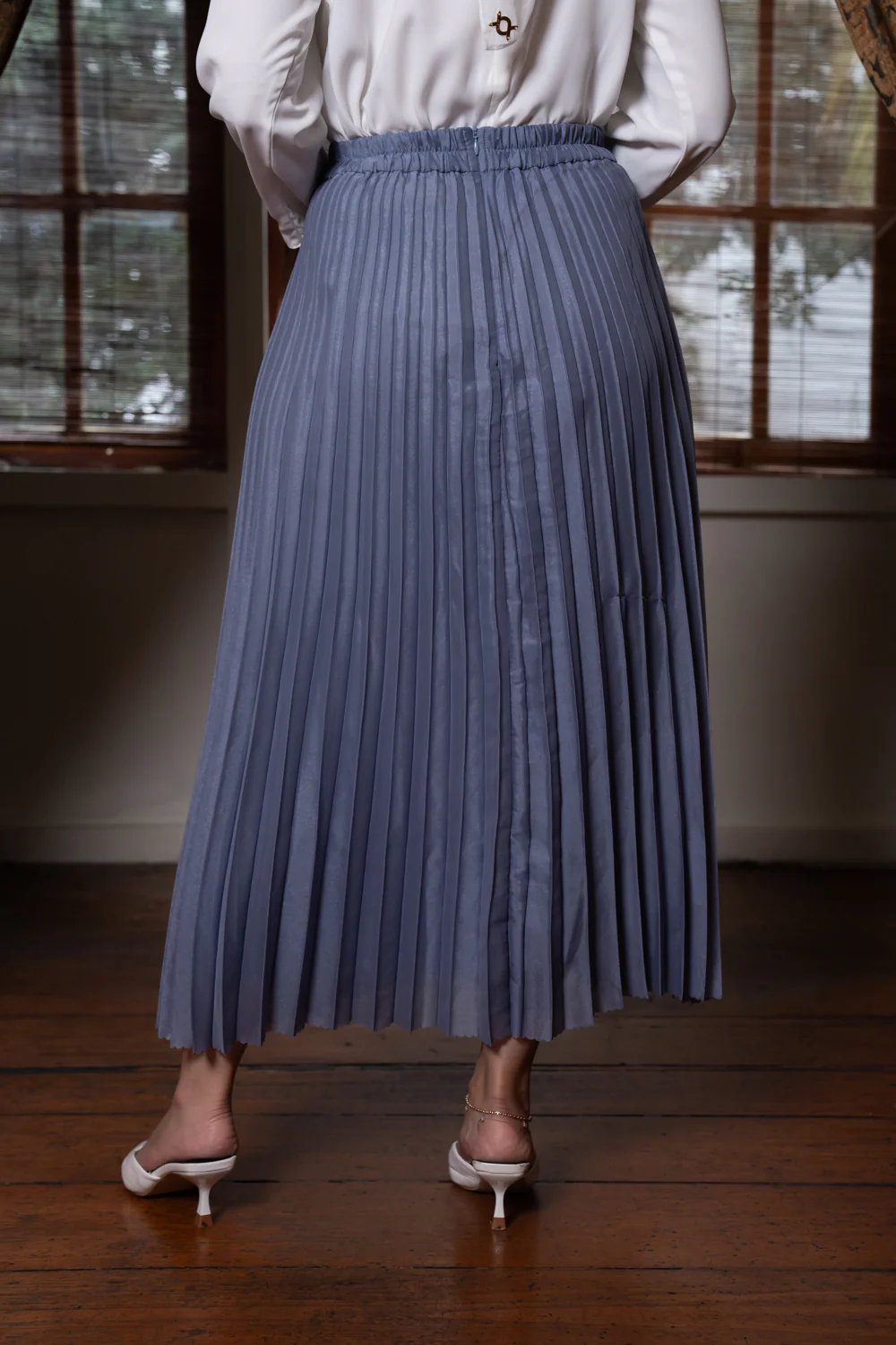 Elle Pleated Skirt (Minor) Infinity - Image 3