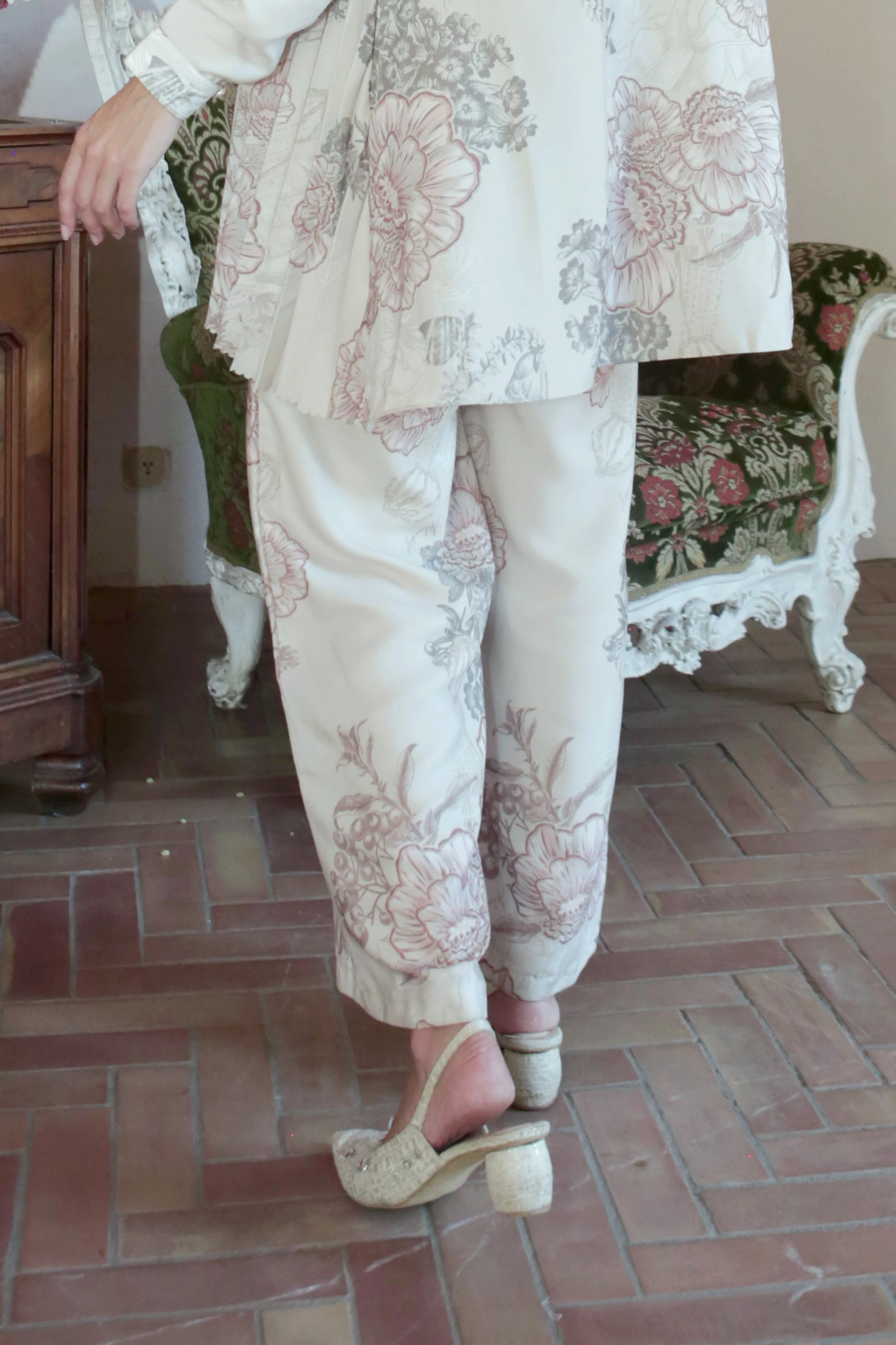 Helen Pants Dove - Image 3