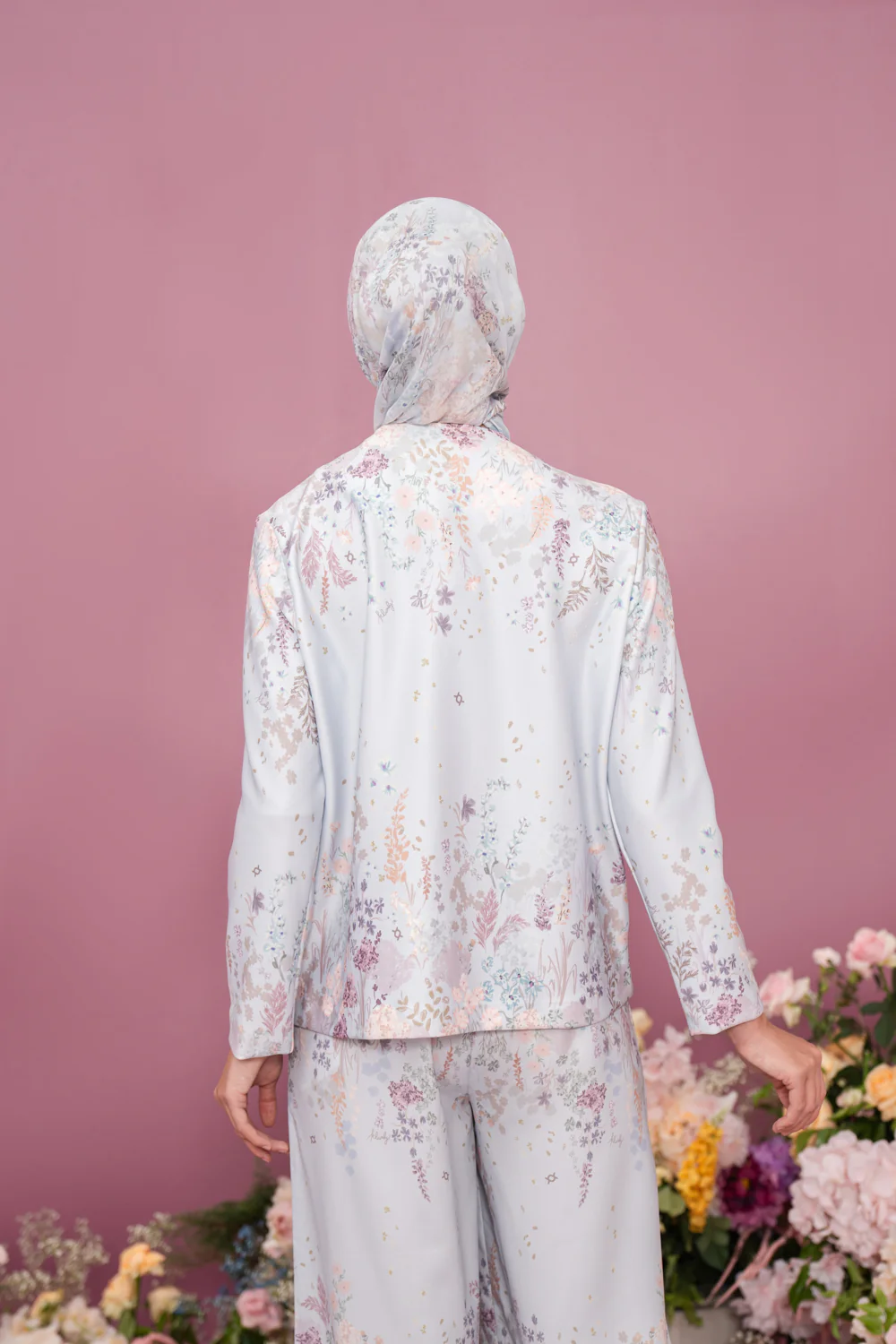 Gardenia Outer (Minor) Ashy Blue - Image 3