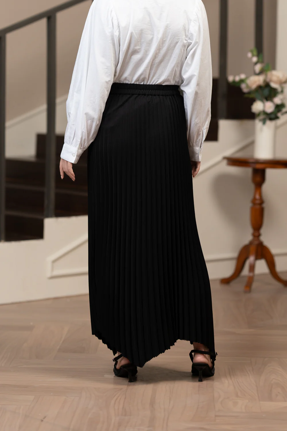 Lacy Skirt Charcoal - Image 3