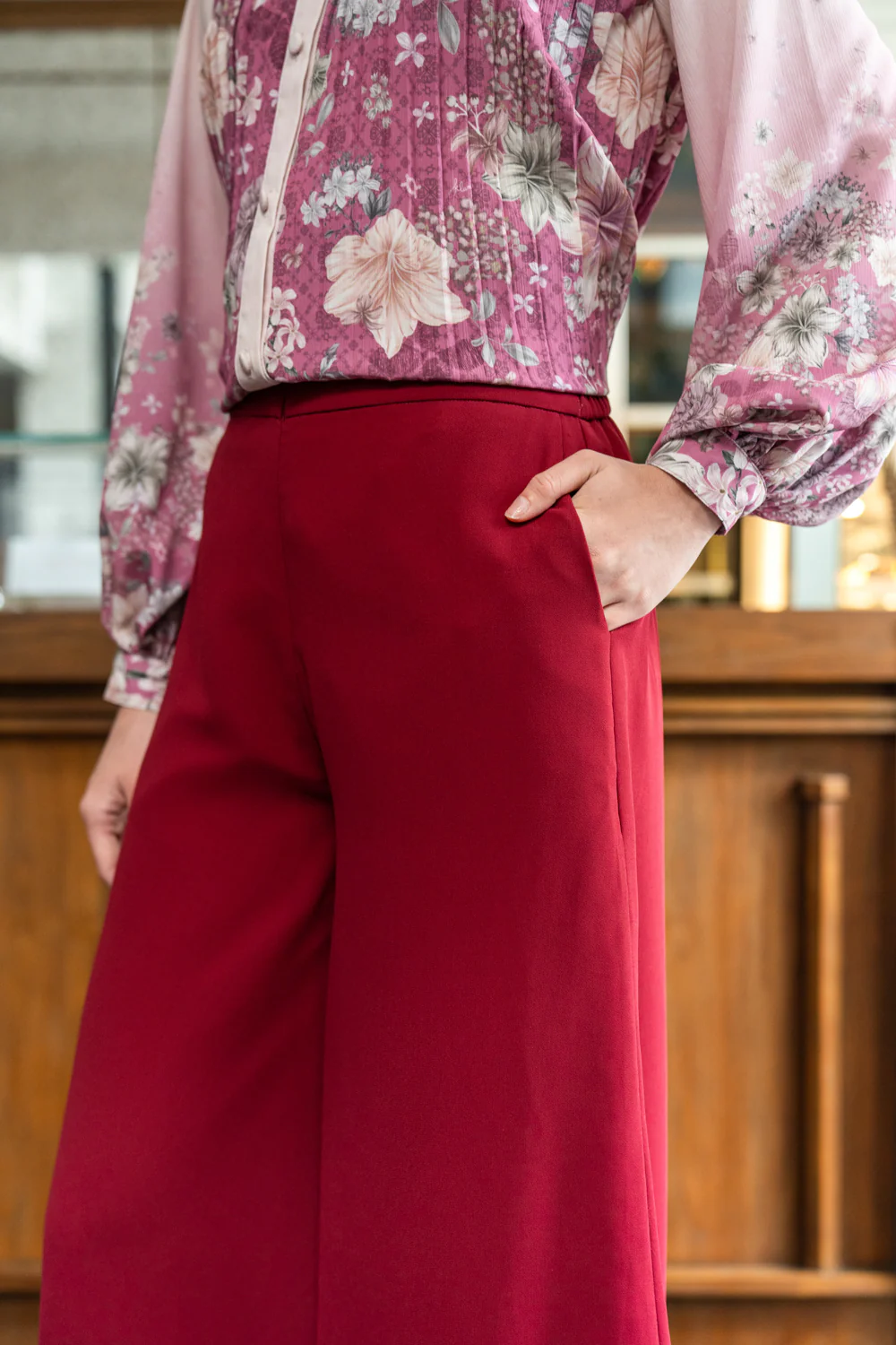 Mila Pants Maroon - Image 3