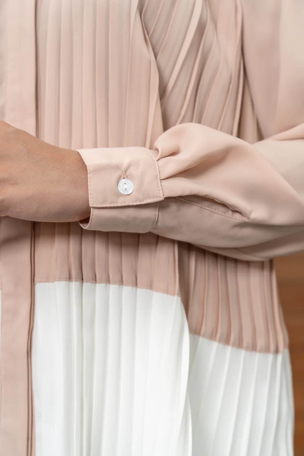 Rose Shirt (Minor) Caramel - Image 3